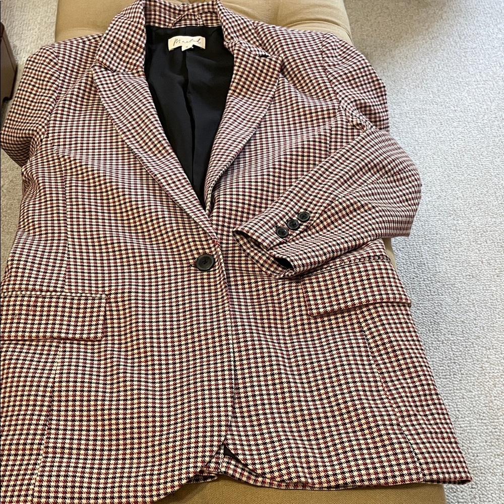 Marled Houndstooth Blazer in Black and Brown